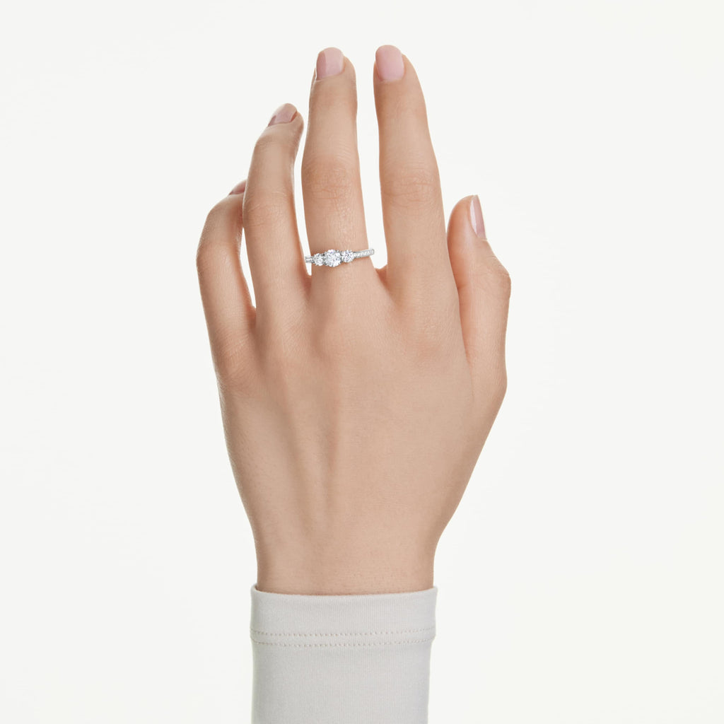 Swarovski Stilla Attract ring Round cut, White, 18K gold finish